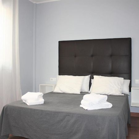 Alguera Hola Apartments Барселона Екстер'єр фото