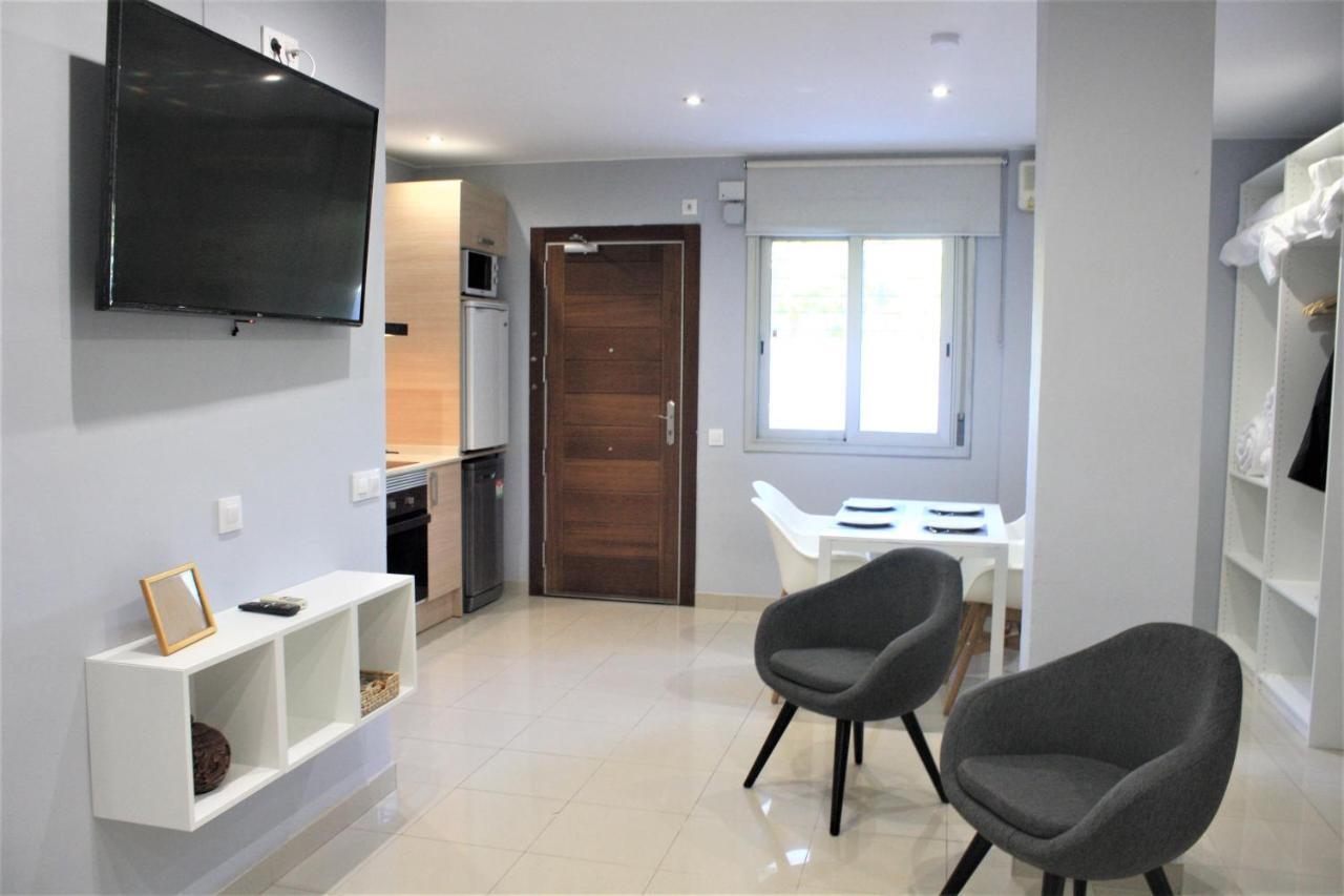 Alguera Hola Apartments Барселона Екстер'єр фото