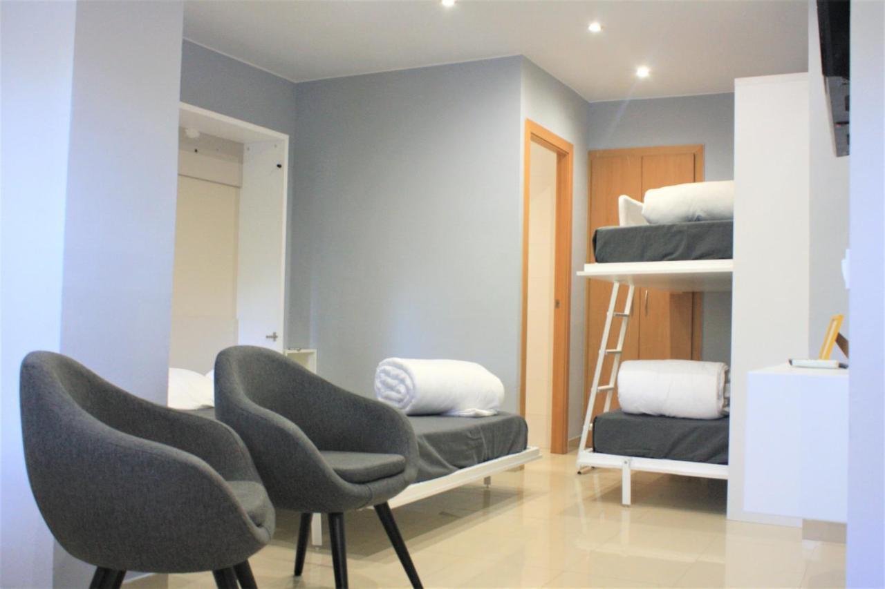 Alguera Hola Apartments Барселона Екстер'єр фото